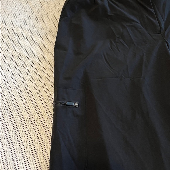 Black Wide-Leg Pants - Picture 4 of 4